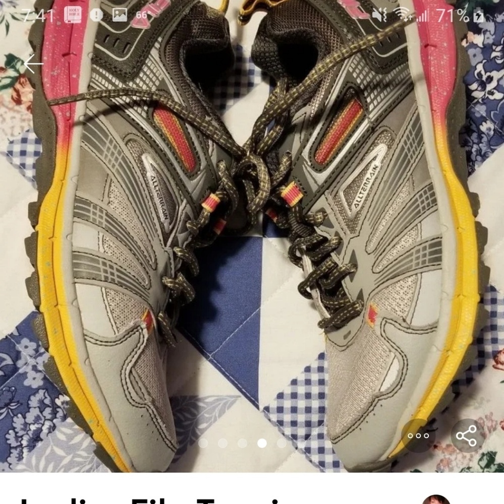 Womens Fila Tennis Shoes Size 8